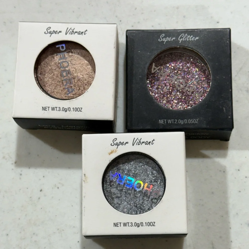 3-piece Phoera high-pigment eyeshadow